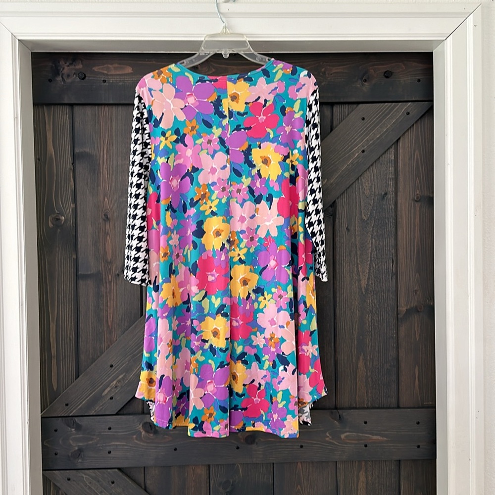 Zadie B Sara Top💜 - Picture 2 of 4